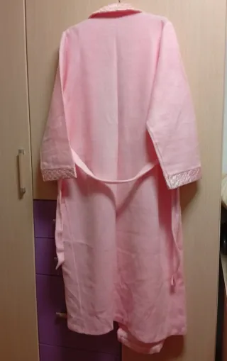 Conjunto Bata y Camisón Rosa