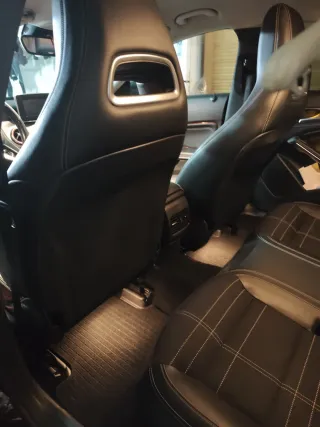 Mercedes-Benz Clase CLA 2015