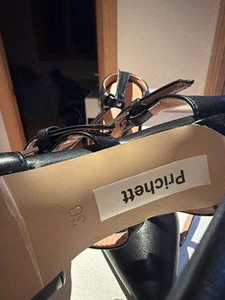 Tacchi neri taglia 38