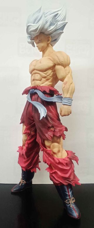 DRAGON BALL SUPER SAIYAN BLANCO PVC 28 CMTS