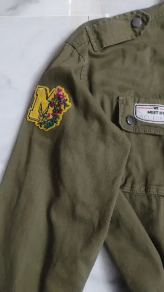 Chaqueta Stradivarius Talla S Verde Militar