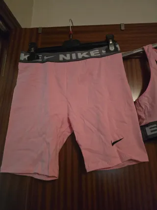 Conjunto deportivo  mujer rosa