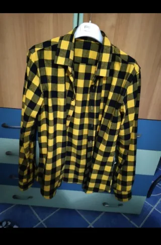 Camicia a quadri gialla e nera