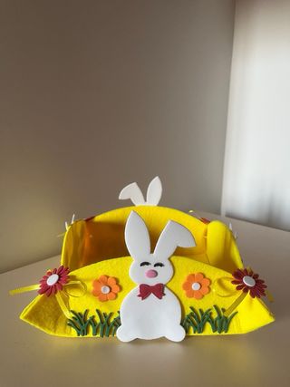 Portatovaglioli Pasqua coniglio e fiori