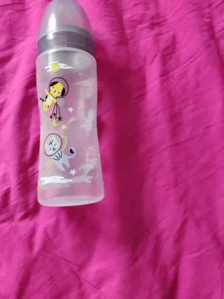 Biberon Chicco con disegno razzo