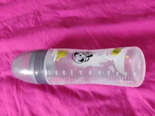 Biberon Chicco con disegno razzo