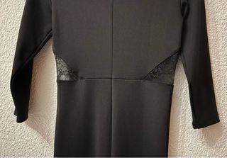 Vestido negro Stradivarius