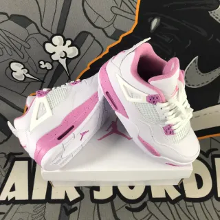 #Jordan#Nike#Adidas@