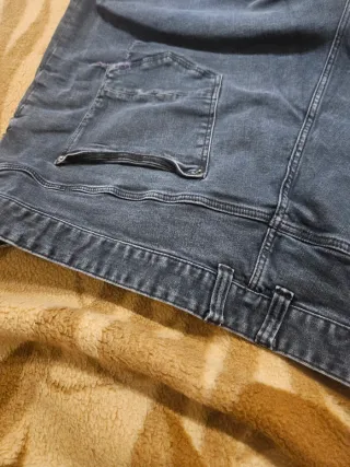 Pantalón vaquero azul/gris