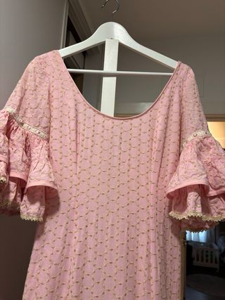 Traje de flamenca rosa talla 42