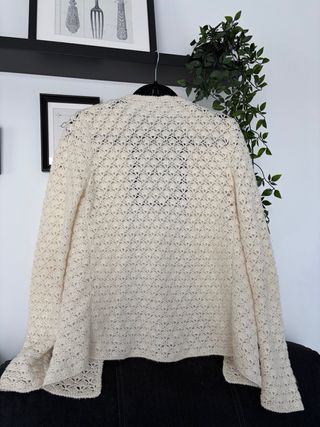 Jersey de punto calado hecho a mano