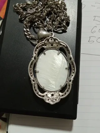 Colgante Camafeo VintagePlata y Granates.24 gramos