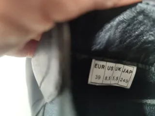 Botines negros tacón talla 39