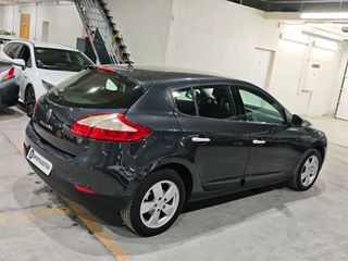 Renault Megane 1.6 110cv Gasolina