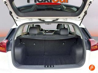 Kia Niro 1.6 GDi HEV 104kW (141CV) Drive