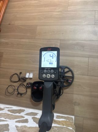 Minelab Equinox 800 Detector de Metales