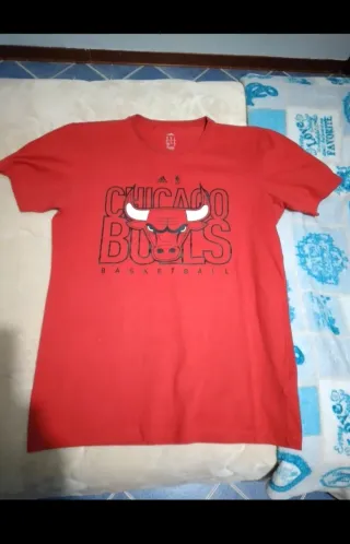 T-shirt Adidas Chicago Bulls Basket
