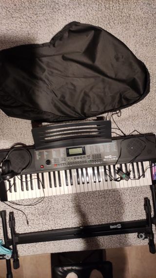 Teclado con soporte y funda