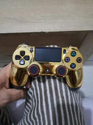 Mando PS4 Edición Oro Original Sony