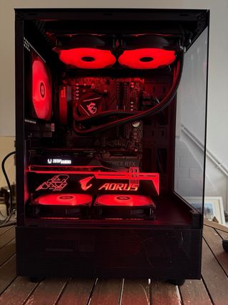 PC GAMING ESTÉTICO Y POTENTE