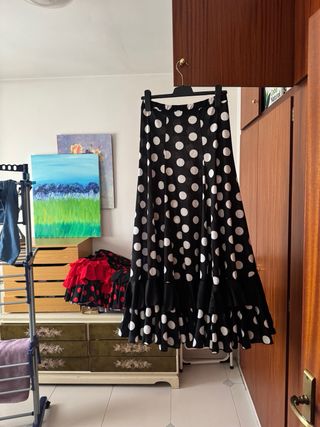 Falda flamenca lunares roja y negra