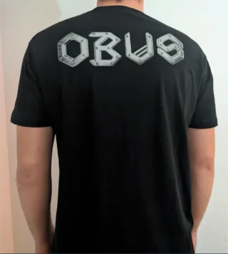 CAMISETA NEGRA - OBUS - TALLA L y más...