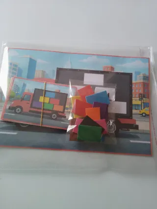 Jogo Montessori Peças Coloridas Caminhão