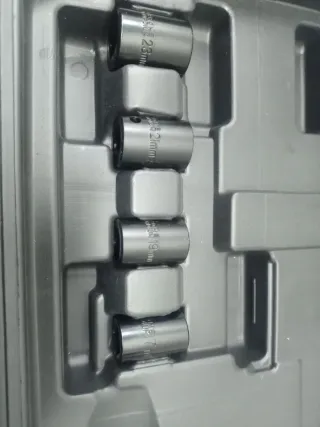 Llave de impacto a batería 20V Ribimex