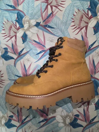 Anfibi Stradivarius Taglia 38 Nuovi