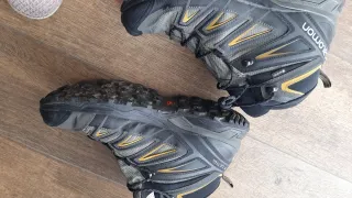 Botas de montaña Salomon Gore-Tex