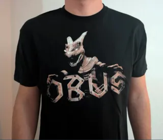 CAMISETA NEGRA - OBÚS - TALLA XL y más...