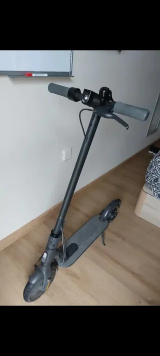 Patinete Eléctrico Gris