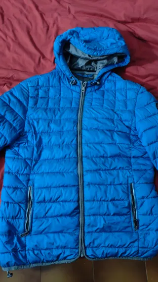 Chaqueta Napapijri Azul con Capucha