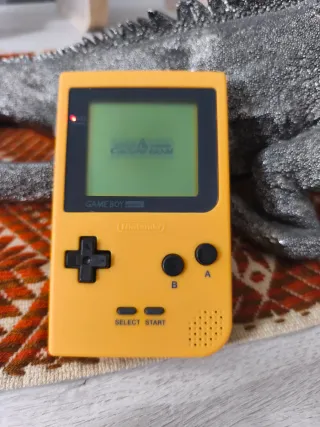 Nintendo Game Boy Pocket Amarillo