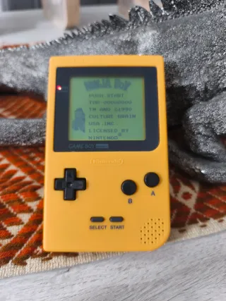 Nintendo Game Boy Pocket Amarillo