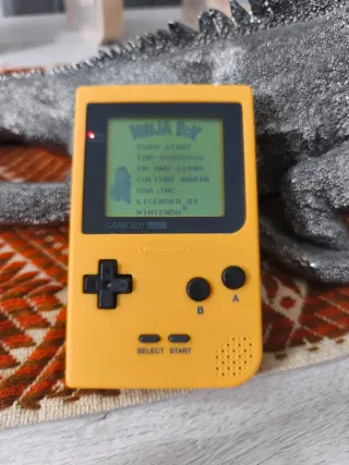Nintendo Game Boy Pocket Amarillo