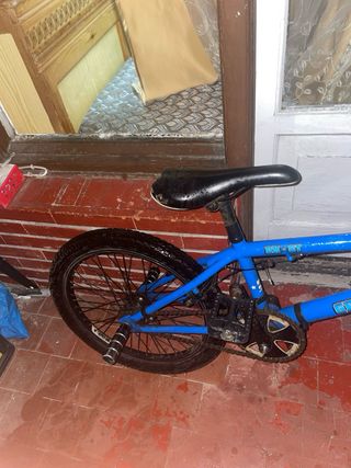 Bicicleta BMX Azul Poco Usada