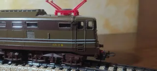 Locomotiva Elettrica Lima FS E.645.080 H0