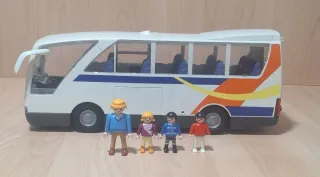 Playmobil Bus y Figuras