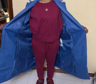 Gabardina polipiel azul