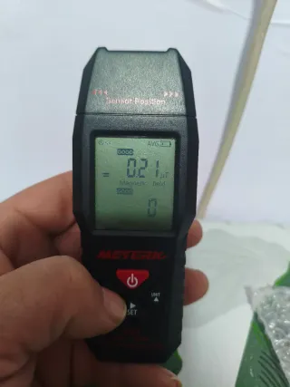 Medidor de campo electromagnético METERK