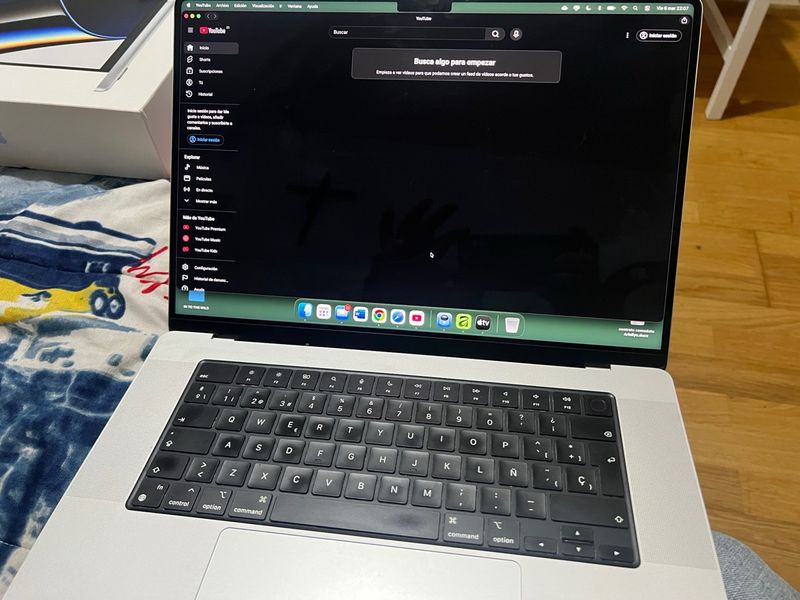 MacBook Pro 16 M1 Max 1TB 32GB RAM