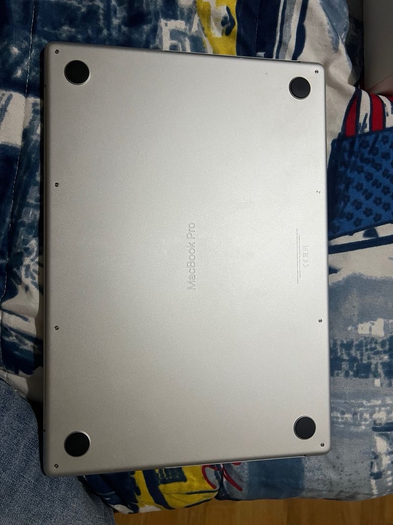 MacBook Pro 16 M1 Max 1TB 32GB RAM afbeelding 5