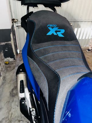 BMW F900XR 12/2024 - Como Nueva