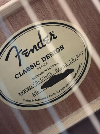 Guitarra Fender CD-60SCE zurdos + estuche