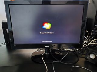 PC Ordenador +monitor +teclado +mouse +altavoces