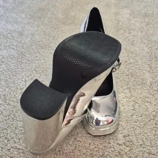 Zapatos de tacón  plateados Catwalk