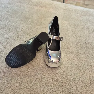 Zapatos de tacón  plateados Catwalk