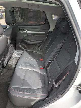 Coche MG ZS 2023