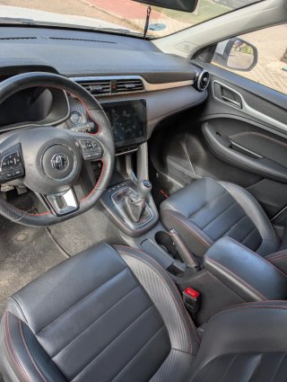 Coche MG ZS 2023